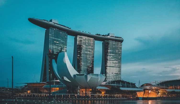 Expat in Singapore - Long Term Travel